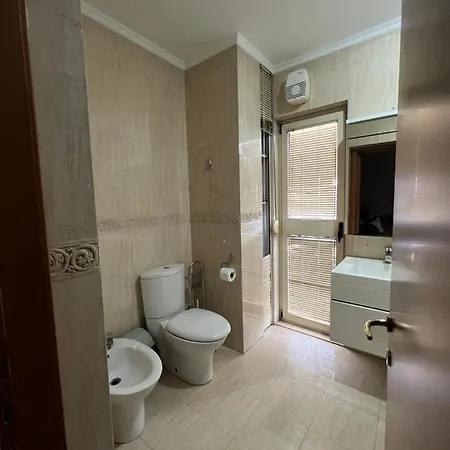 Airbnb * Tirana