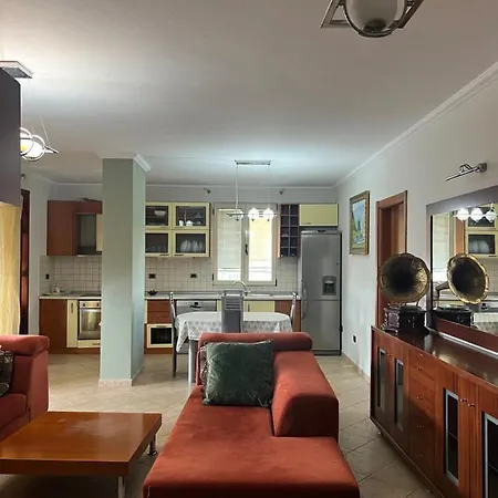 Airbnb Apartment Tirana