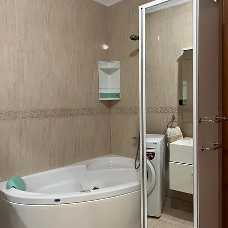 Airbnb * Tirana