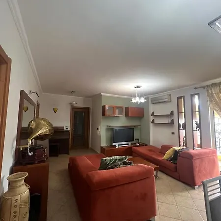 Airbnb Apartment Tirana